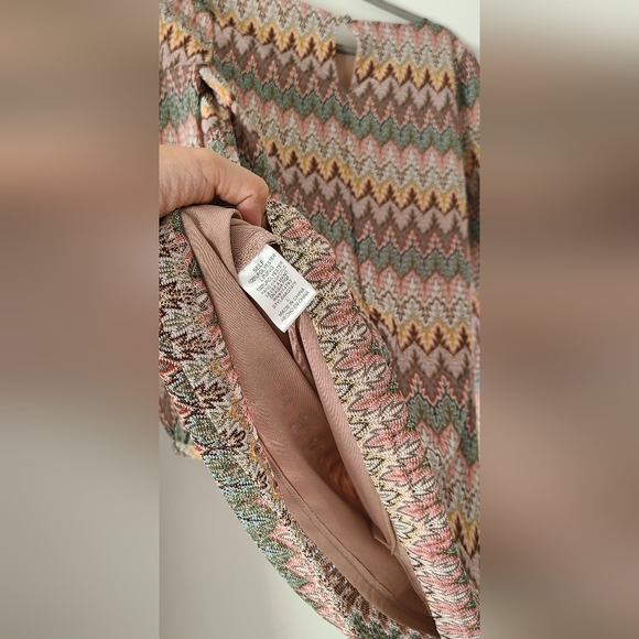 Foreign Exchange Chevron Patterned Pink and Brown Lace Boho Dress - Picture 4 of 5